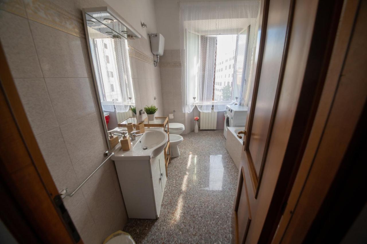 Dreams In Rome - Colosseum Apartment Bagian luar foto