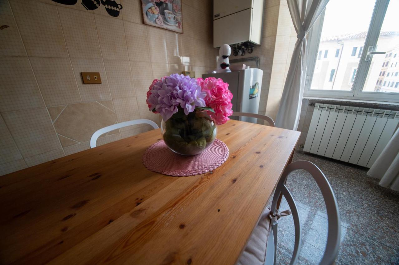 Dreams In Rome - Colosseum Apartment Bagian luar foto
