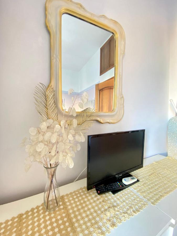 Dreams In Rome - Colosseum Apartment Bagian luar foto